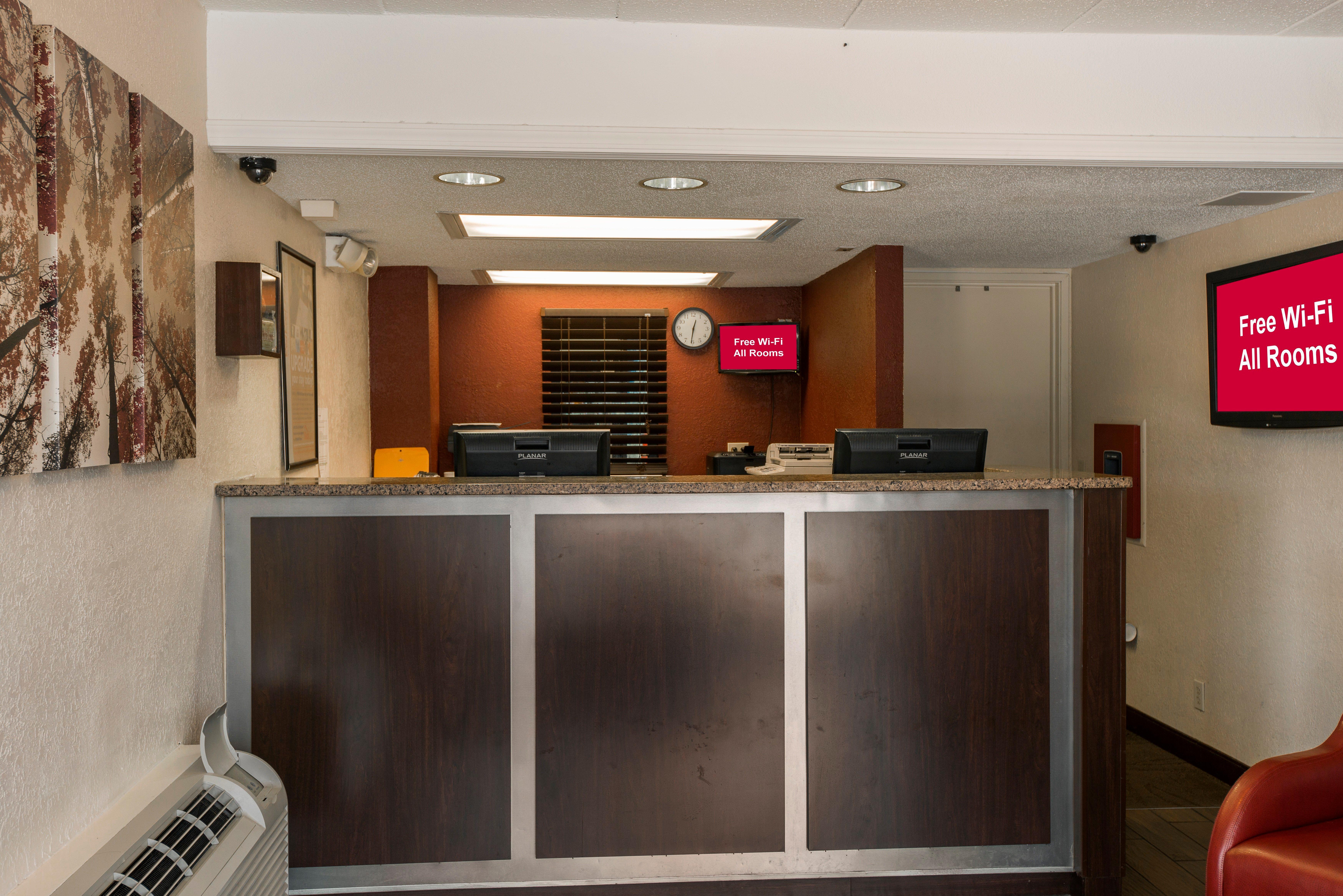 Red Roof Inn Plus+ St. Louis - Forest Park / Hampton Ave. Exterior photo
